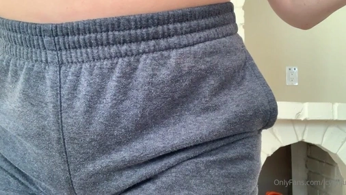 IcyGrlJustice Booty Shaking