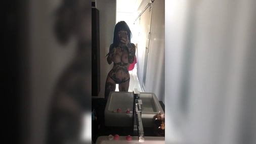 Riae Topless Mirror Play