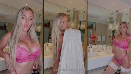 Australisk skönhet Georgina Gentle i sexiga rosa underkläder