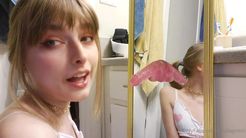 Citcalagretni Mirror Play With Dildo