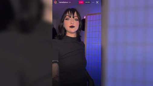 Kenalialuv Flashing Tits On Live Cam