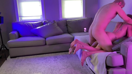 Gothjockof Joins Threesome To Share Blowjob
