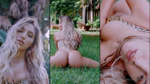 Blond und durchtrainiert Abella Danger Langsames Neckenspiel im Garten