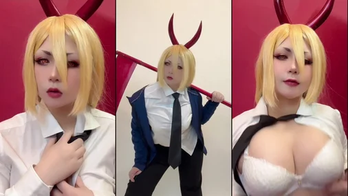 Uyuychan2907 Tödliches Dekolleté und nackte Füße