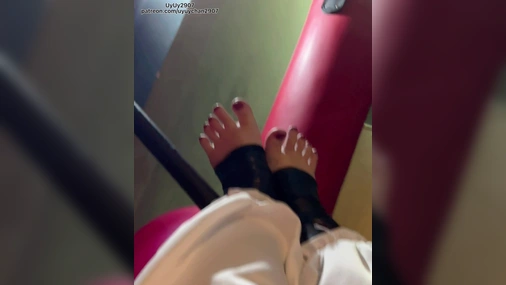 Uyuychan2907 Feet Punishment