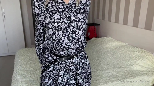 JennyLife Intense Masturbation