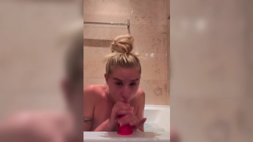 Localgemini Naked And Fucking Pussy with Dildo