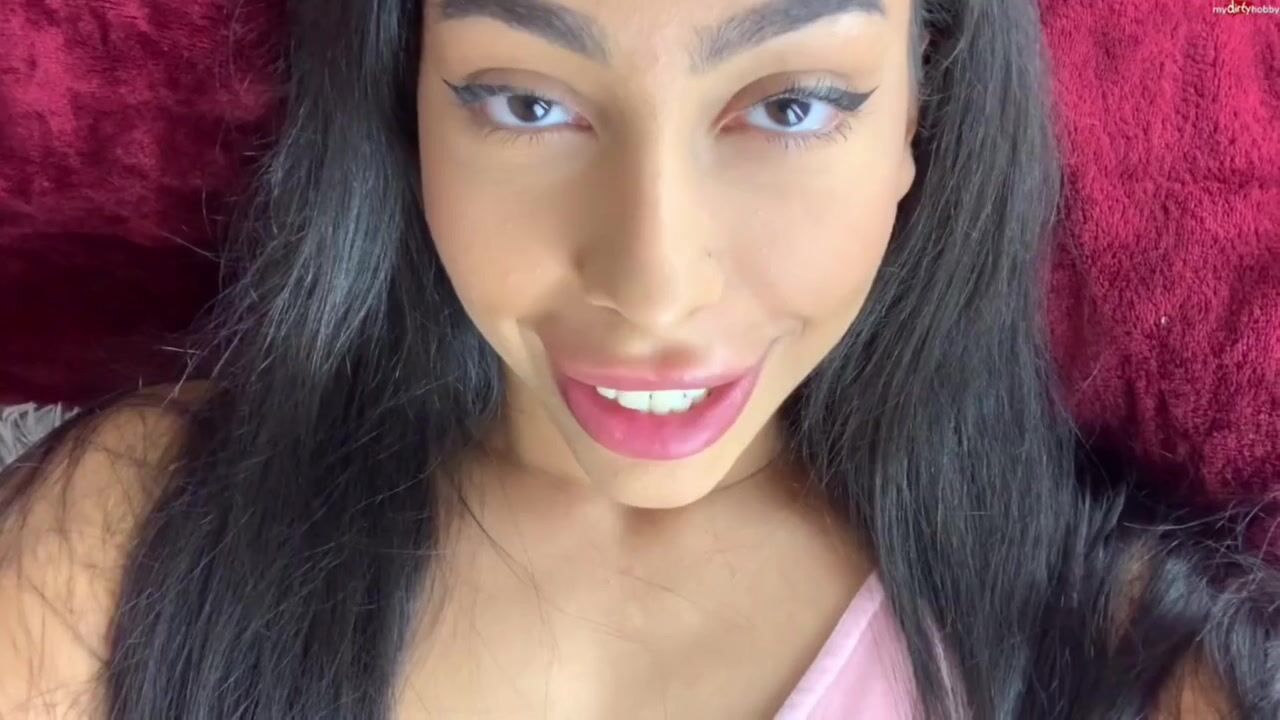 Model Diana Blowjob With Deepthroat