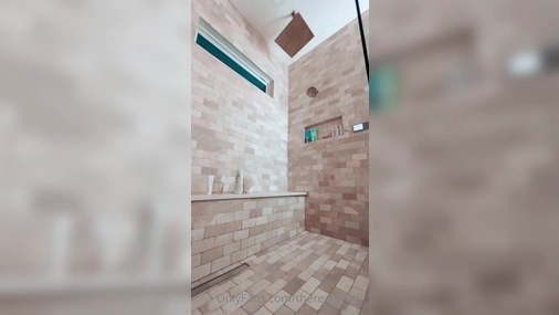 Therealbrittfit Riding Big Dildo in Shower