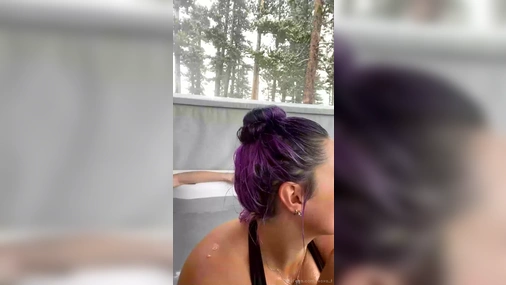 Tati Evans Naked Lesbian Livestream With Pussy Licking