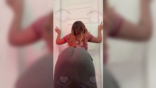 Zienna Brooks Shakes Booty In Slow Motion