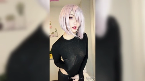 MissWarmJ Playing with Nipples in Cosplay