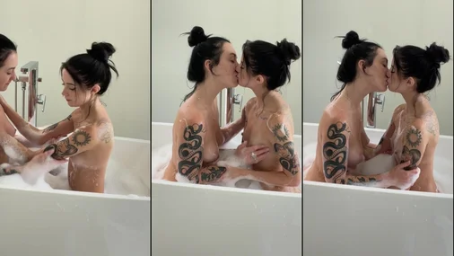Goddess Anastasia Lesbische Küsse in der Badewanne