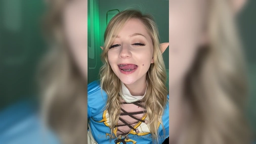 Babe Bella Lynn Cosplay Ahegao And Striptease