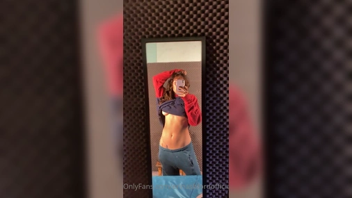Erin Ashford Changing Clothes