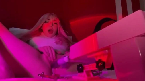 Hannapunzel Masturbating And Fucks Dildo Sexmachine