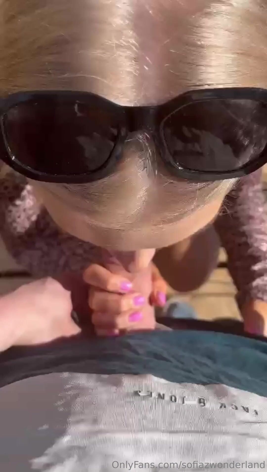 Finnish Sofiazwonderland POV Sextape With Blowjob