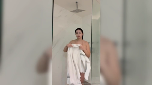 Aishah Sofey Sexy Shower Video