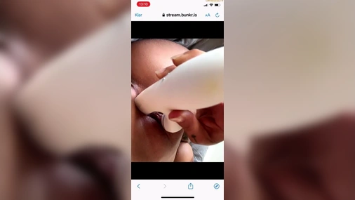 Michelle Svendsen playing with herself & dildo