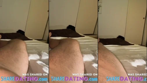 Handjob vor dem Schlafengehen: Cumshot in einem Hotel mit einem großen Schwanz