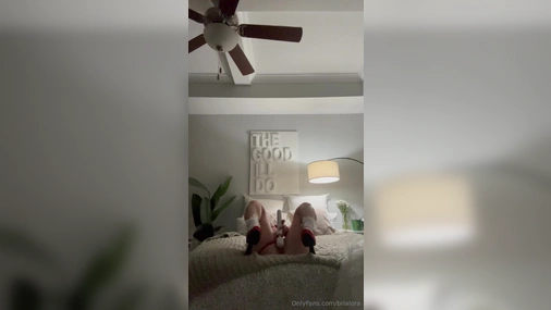 Brialora Solo Masturbation with Vibrator