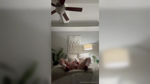 Brialora Solo Masturbation with Vibrator