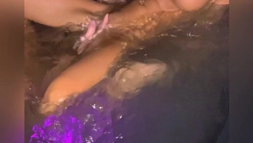 maiababe fucking in bathtub