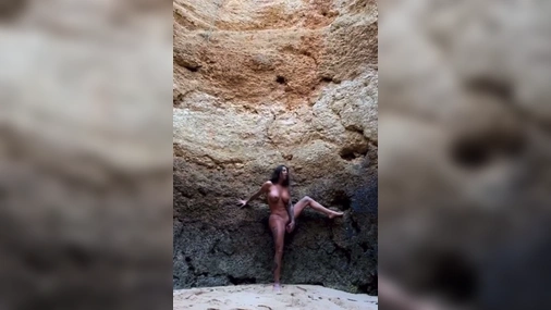 M4m4chulo with dildo in a cave