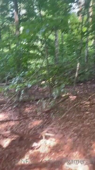 GymGamerGirl outdoor in woods