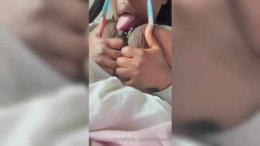 Elle Black Playing With Big Tits