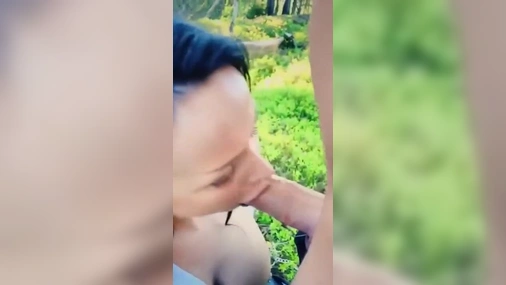 BonnieX outdoor blowjob