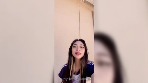 Back To School With Meikoui