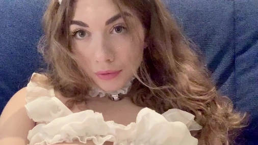 Sidebabe Plays With Pierced Nipples