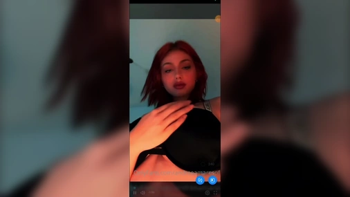andreeamaresof Gets Topless On Cam