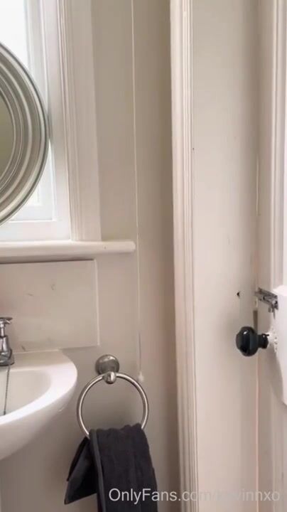 Swedish Amateur Blonde Giving Blowjob in bathroom