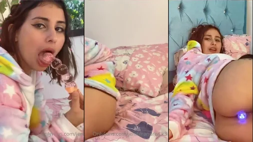 Jeniferplay Leg med skinnende sexlegetøj