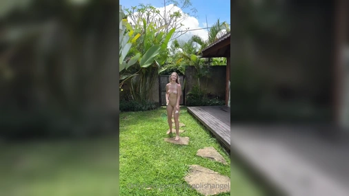Littlepolishangel Flashes Tits In Public
