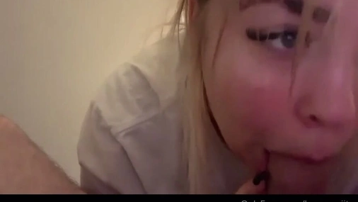 Swedish Hanna Saiito blowjob