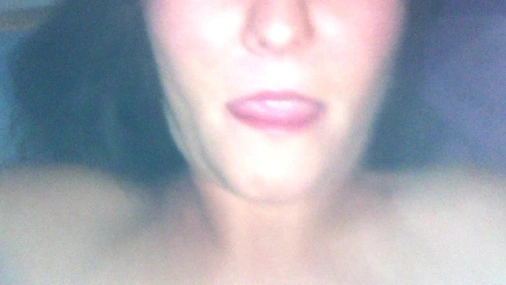 Melly zum Orgasmus gefickt