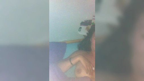 Melly zum Orgasmus gefickt