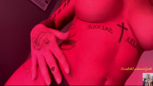 Michelle Svendsen Solarium tease
