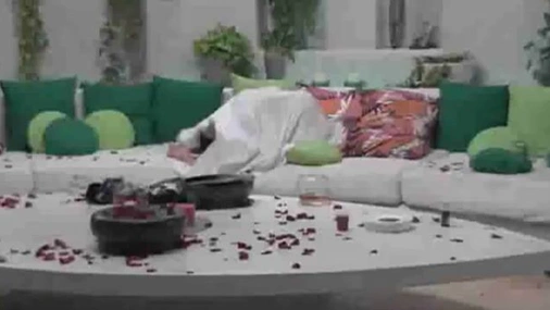Swedish Paradise Hotel sexy scenes