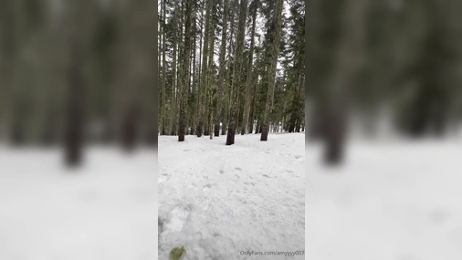 Amy getting BBC in snow