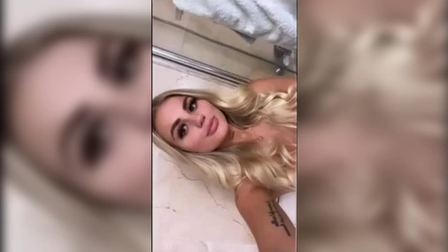 Julia Markham Tight pussy Masturbation 2