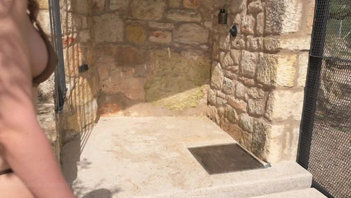 Mini Diva In The Outdoor Shower