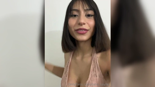 Talia Taylor Playing With Nipples In Close Up