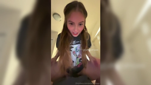 PrincessIggy Homemade Sextape