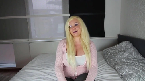 Swedish Barbieswede face fucked in 3some