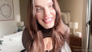 Reislin Solo Pussy Masturbation with Toys