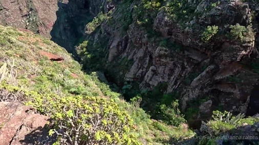 Anna Ralphs Risky Hiking Sextape